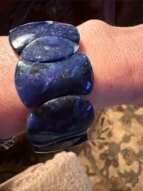 Deep Blue Stone Stretch Bracelet - Polished Navy Beads